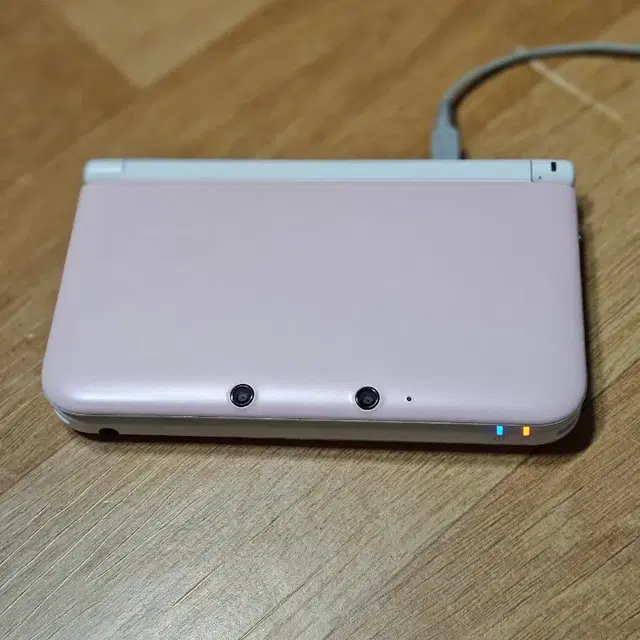 3dsxl 한국판 핑크 +펜 +충전기+동물의숲