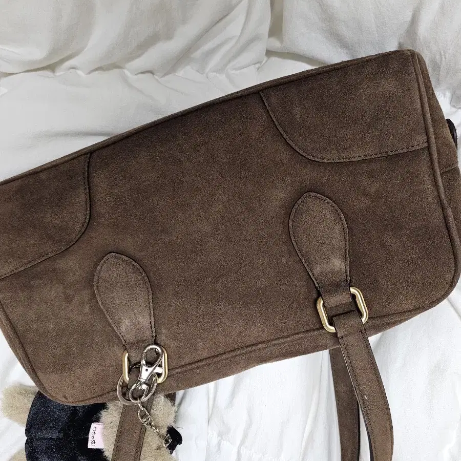 L061 (엘오61) Timeless bowler bag in suede