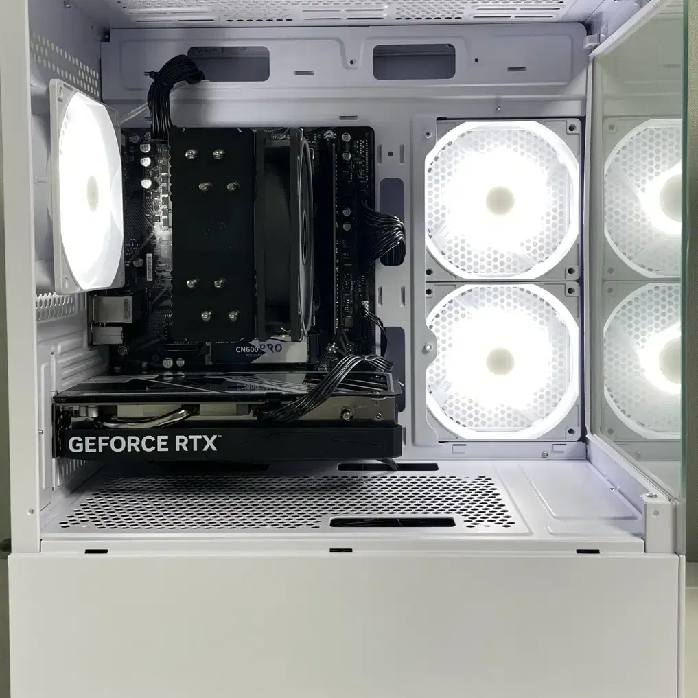 라이젠5600, RTX4060 PC본체(새제품)