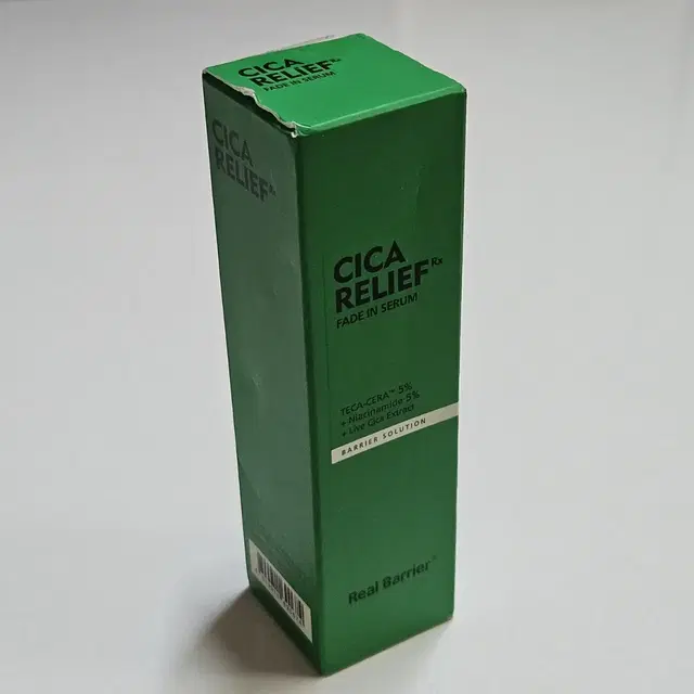 흔적 잡는 진정 세럼 리얼배리어 시카릴리프  50ml 새제품