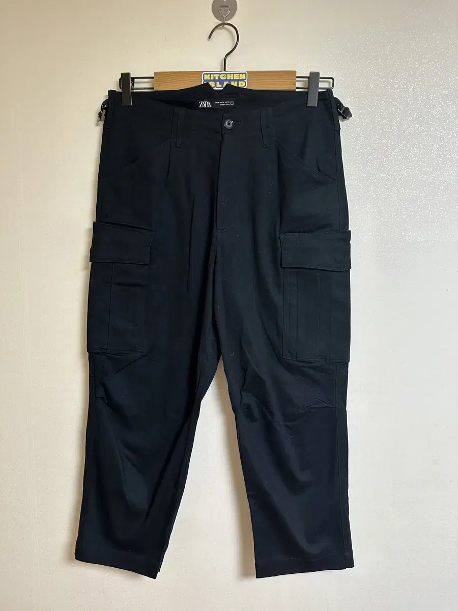 Zara Cotton Cargo Trousers Black 30