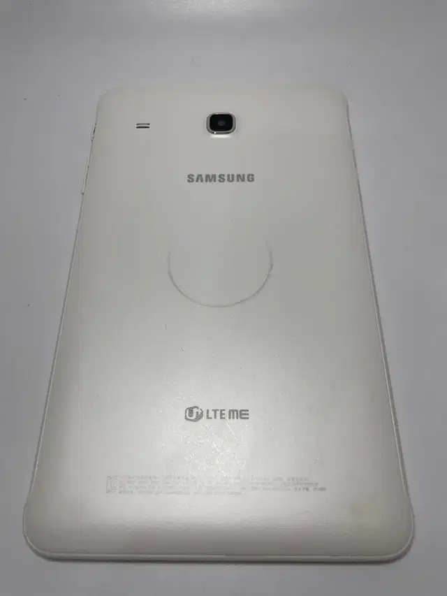 갤럭시탭E 16기가 화이트 LTE (SM-T375L)