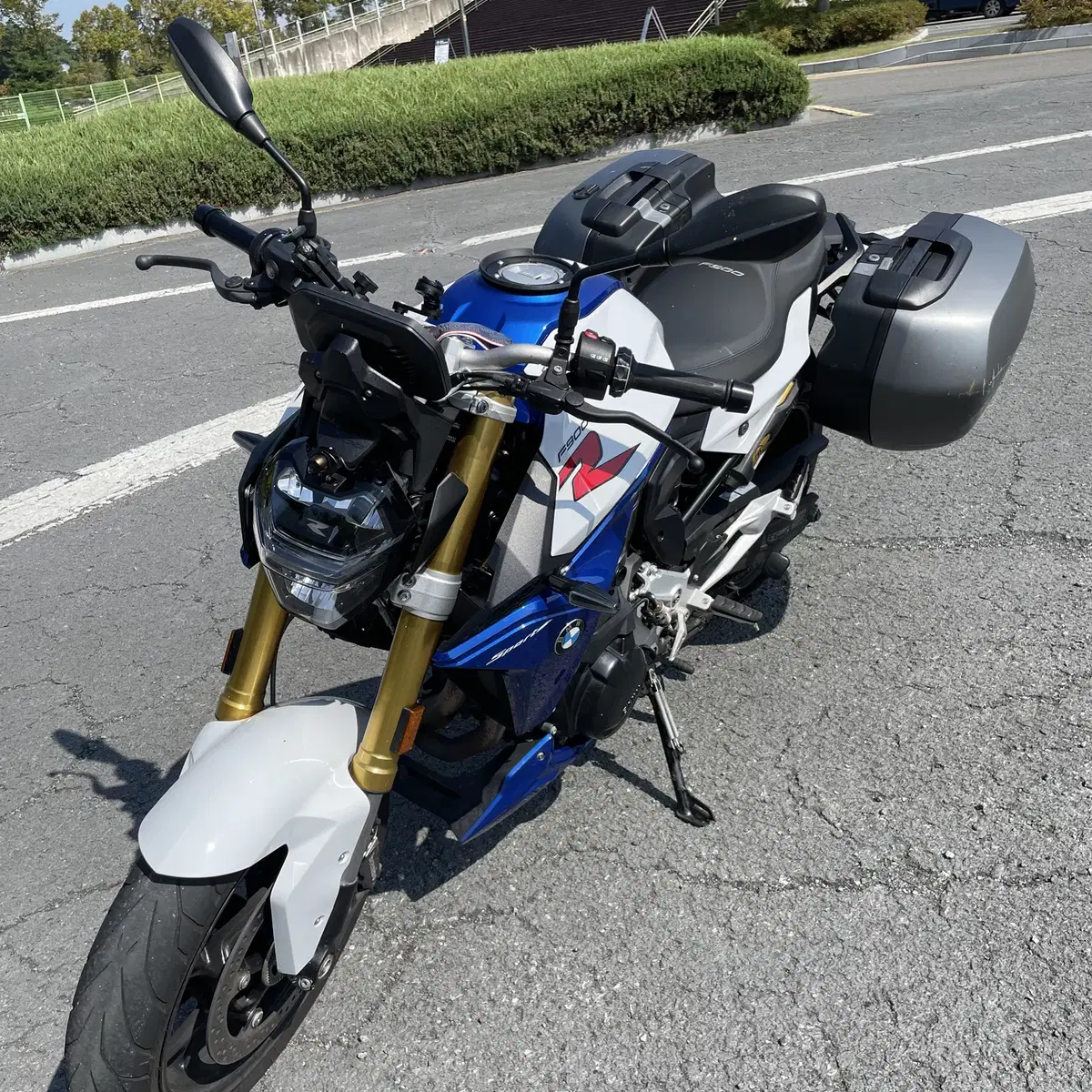 BMW F900R