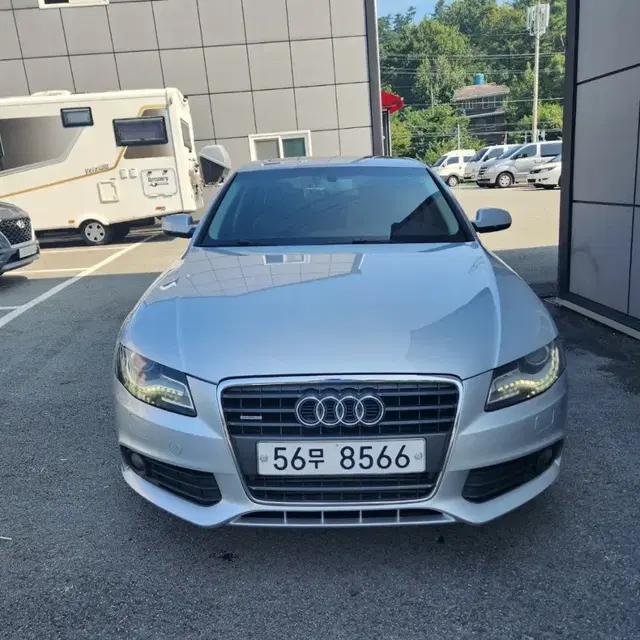 아우디 A4(B8) 2.0TFSI  콰타르 다이나믹