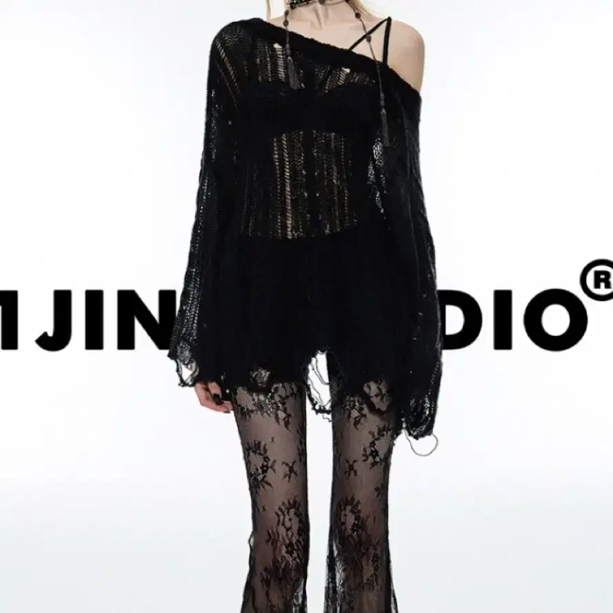 1JINN STUDIO 오버핏 데미지 니트