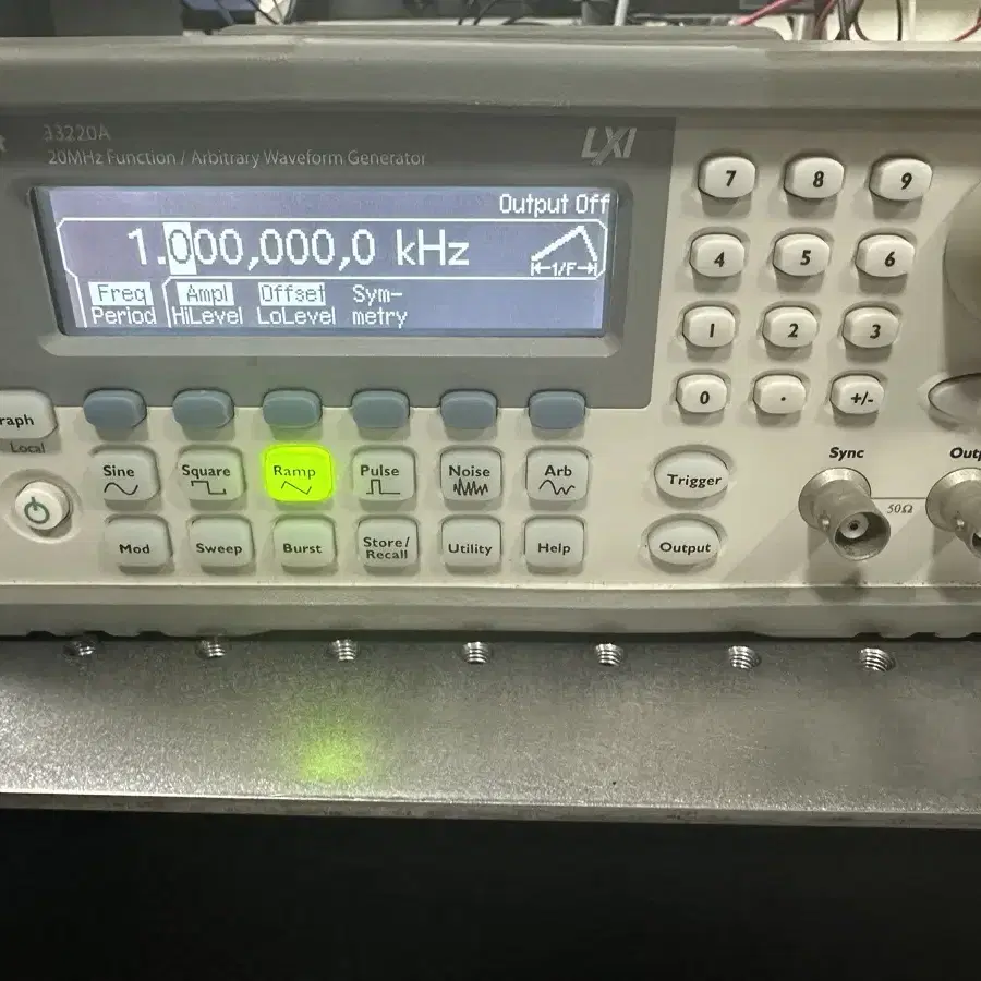 Function generator (33220a)