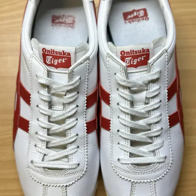 ONITSUKA TIGER CORSAIR