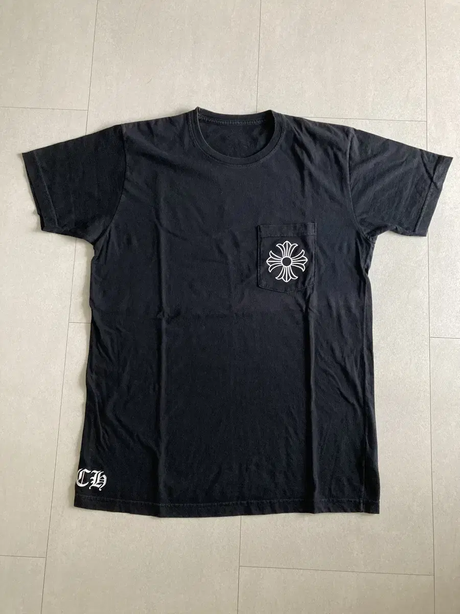 Chrome Hearts Short Sleeve (L)