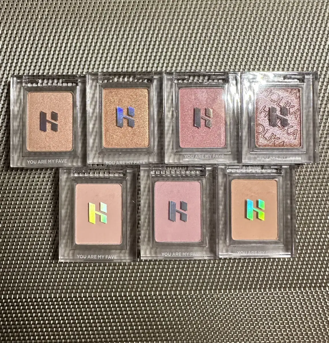 Set) Holika Holika Single Shadow