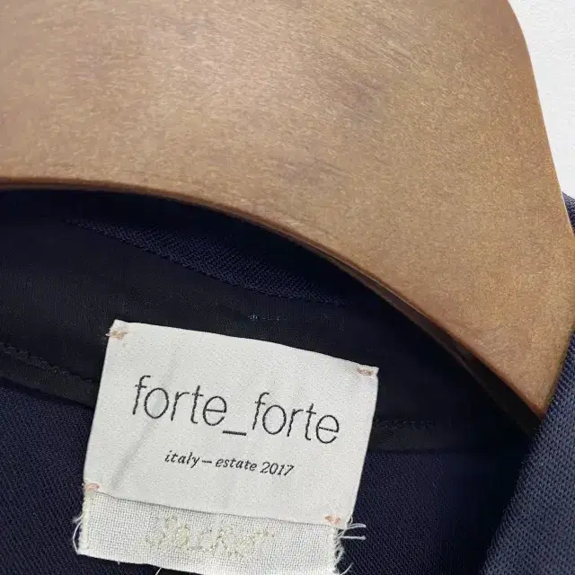 242 FORTE_FORTE 포르테포르테 자켓 (1)