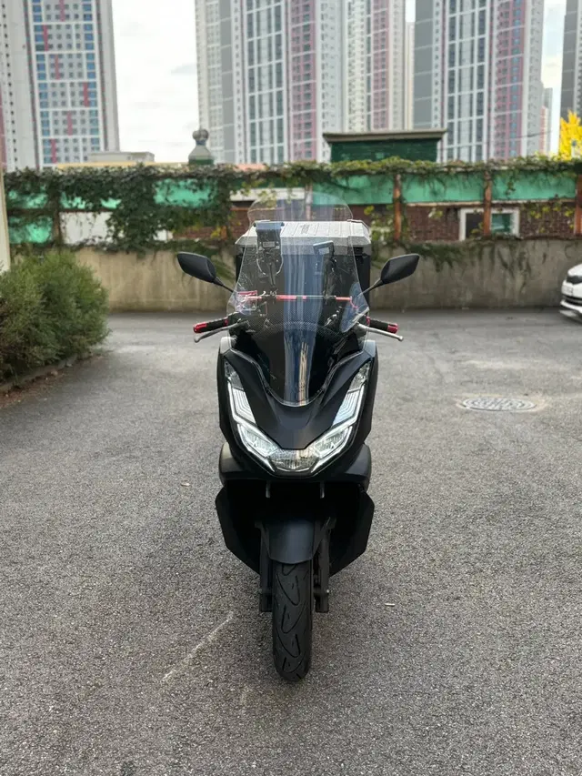 pcx125 22년식 판매 합니다~!!