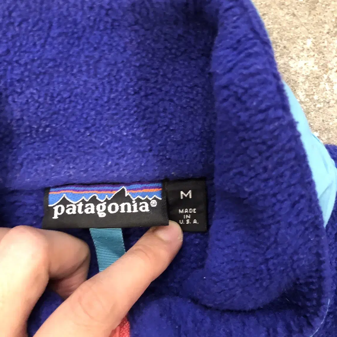 89 Patagonia USA - L (100)