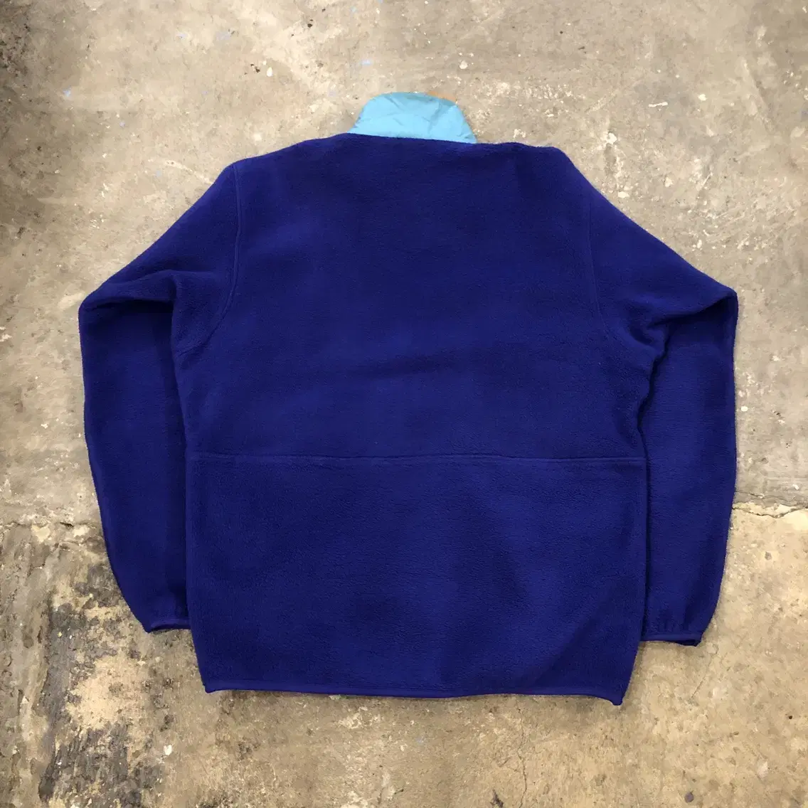 89 Patagonia USA - L (100)