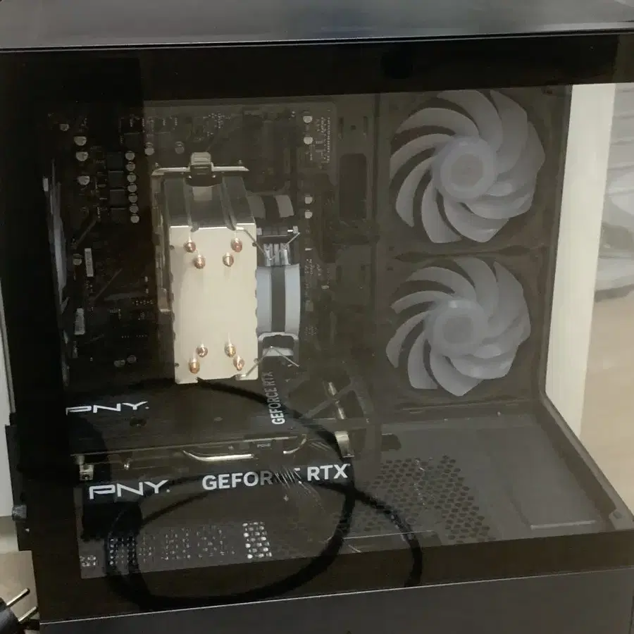 고사양 컴퓨터 rtx 4060 5600x 수리 필요