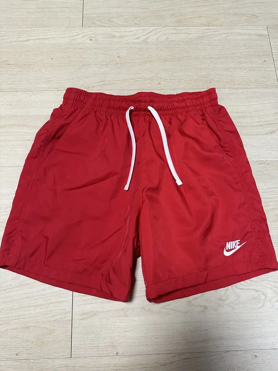 [S] Nike NSW Woven Shorts University Red - Asia