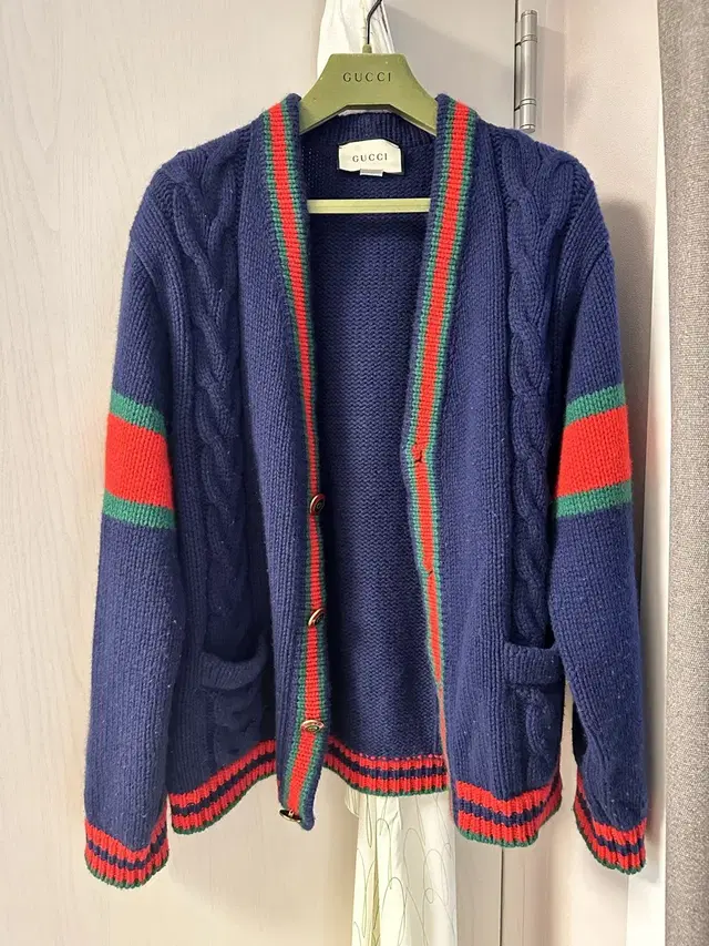 Gucci knit 가디건