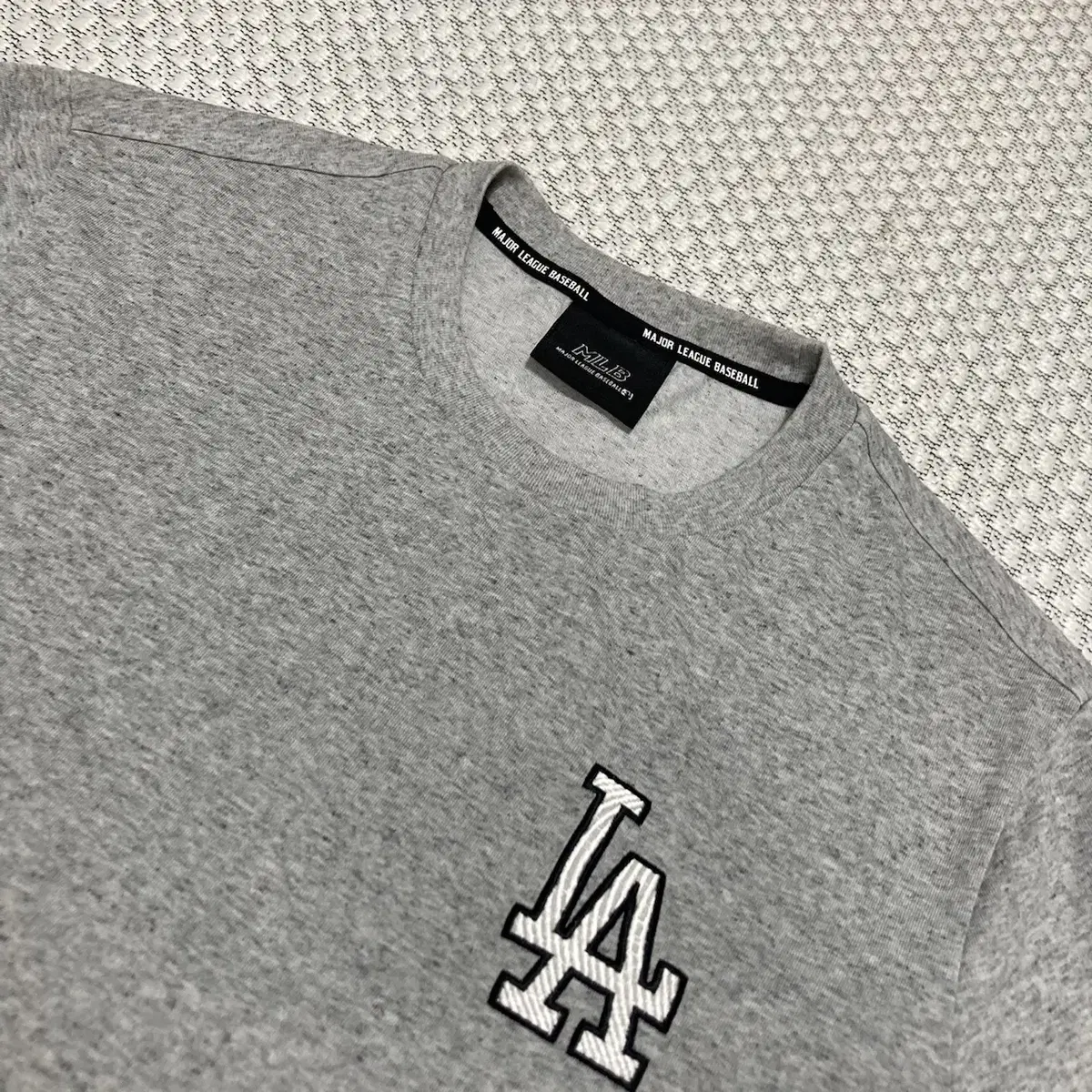 MLB M-LB Long Sleeve