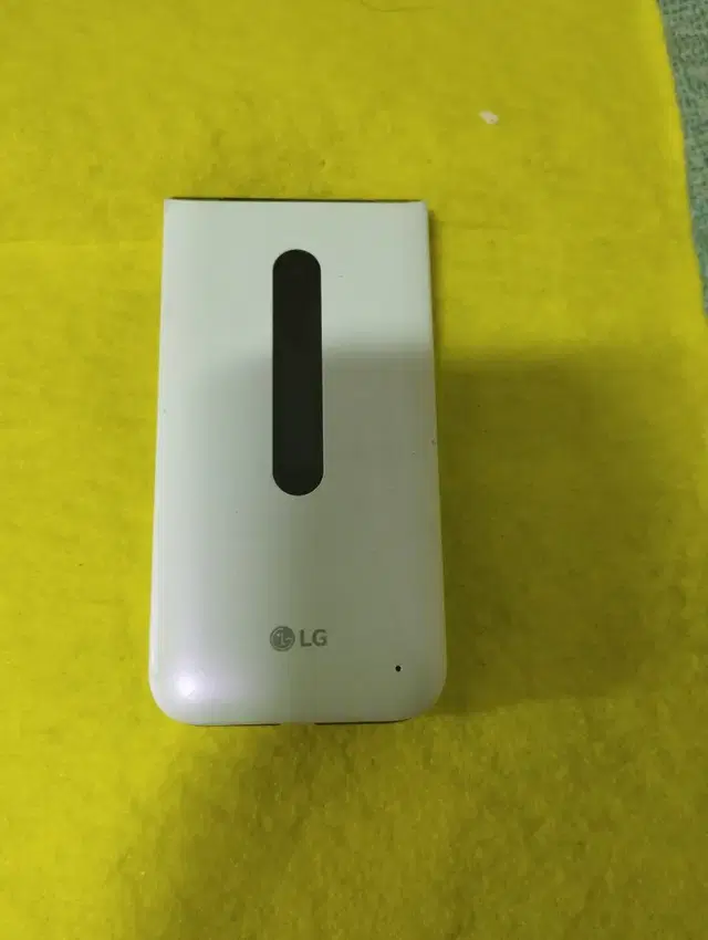 LM-Y120K LG 폴더2 화이트 흰색 폴더폰 효도폰 학생폰 공신폰