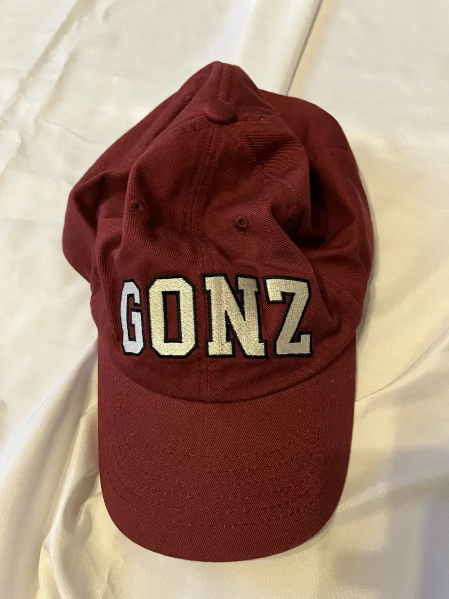 [Free] GONZ ARCH LOGO BALL CAP BURGUNDY