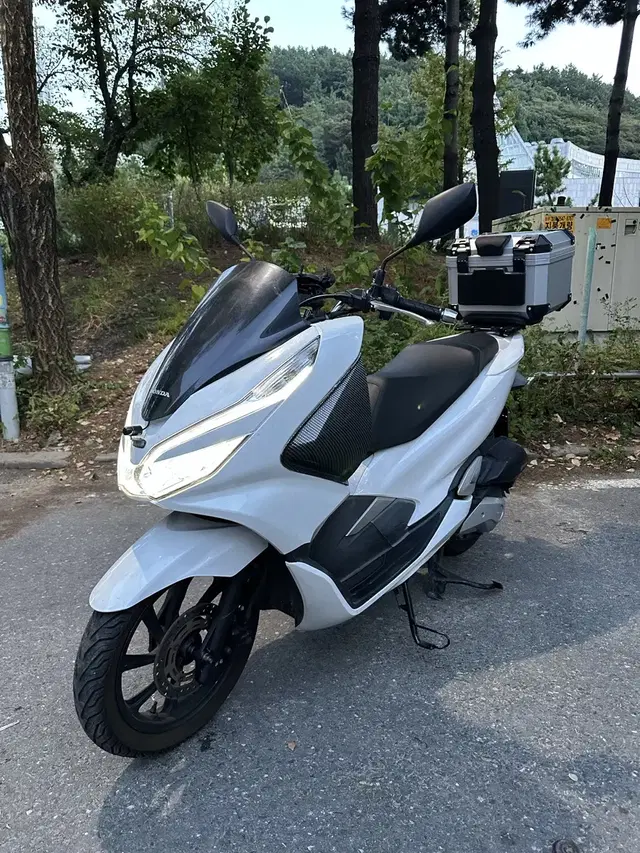 혼다 Pcx 125cc 19년식 배달셋팅 되어있는 상태 좋은 오토바이급처