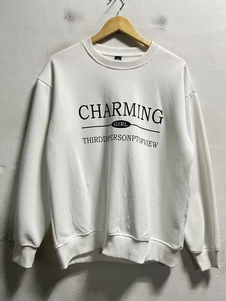 66-77 CHAMING Lettering Logo Spandex Loose Fit Top