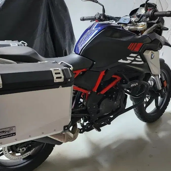 bmw g310gs 21년식 15000키로