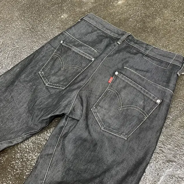 Levis 엔지니어드진 (30)