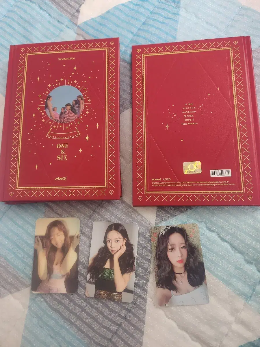 Apink One and Six album (with photocard)