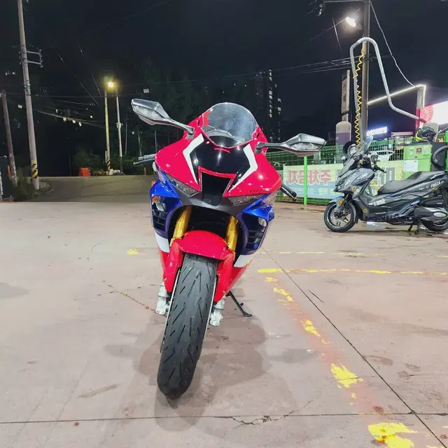 혼다cbr1000rr-r sp 파이어블레이드