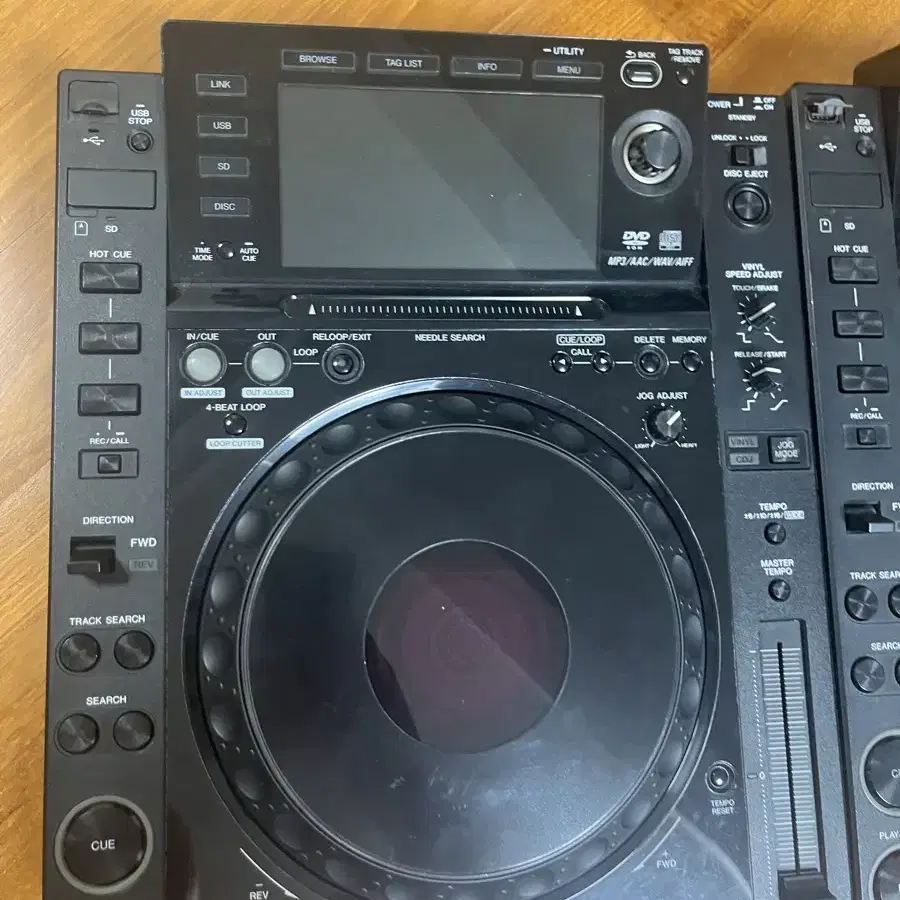 고장난 Cdj2000 1조