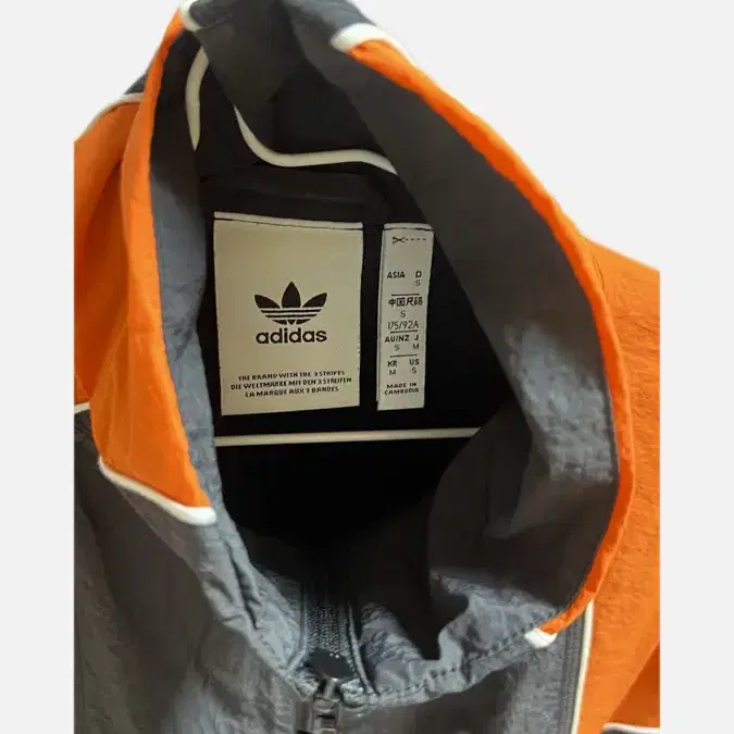 빅 트레포일 우븐 트랙탑 adidas originals GE0811