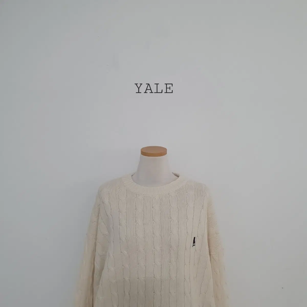 No.24112412 Yale Knit Yale Quilted Baggy Knit Yale Cable Knit Ivory L