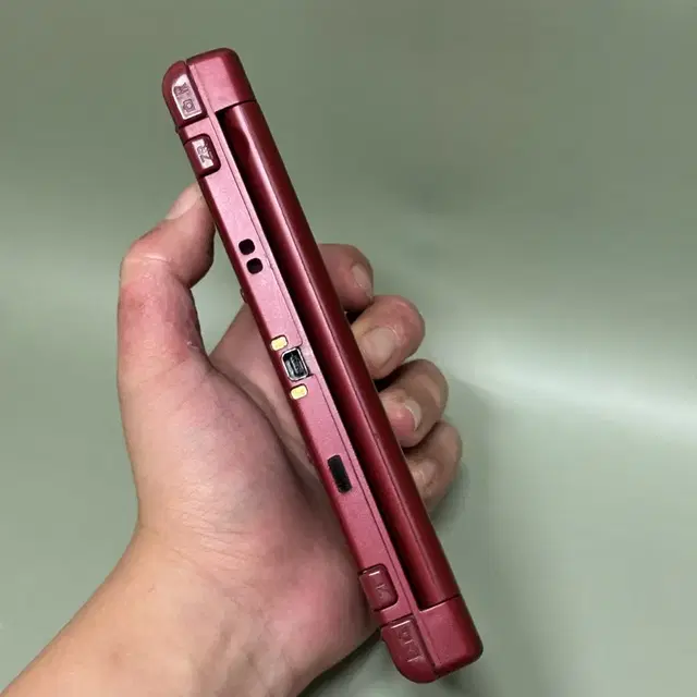 뉴닌텐도 3DSXL 레드 (국내정발 , 작동이상 무!)