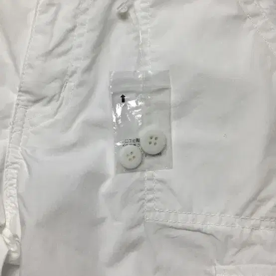 Uniqlo white capri pants