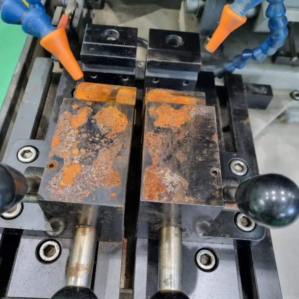 TOPMET Abrasive Cutter 알앤비 시편절단기