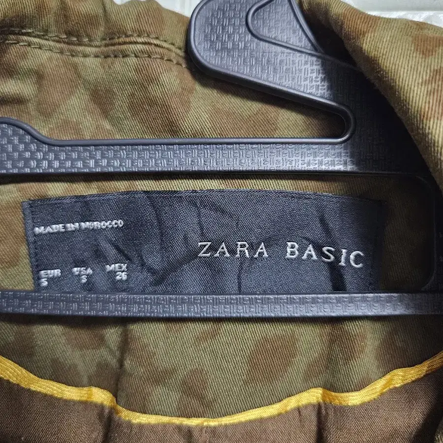 ZARA 자라 레오파드 트렌치코트