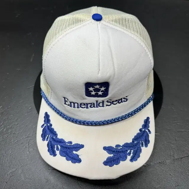 seas vintage trucker cap