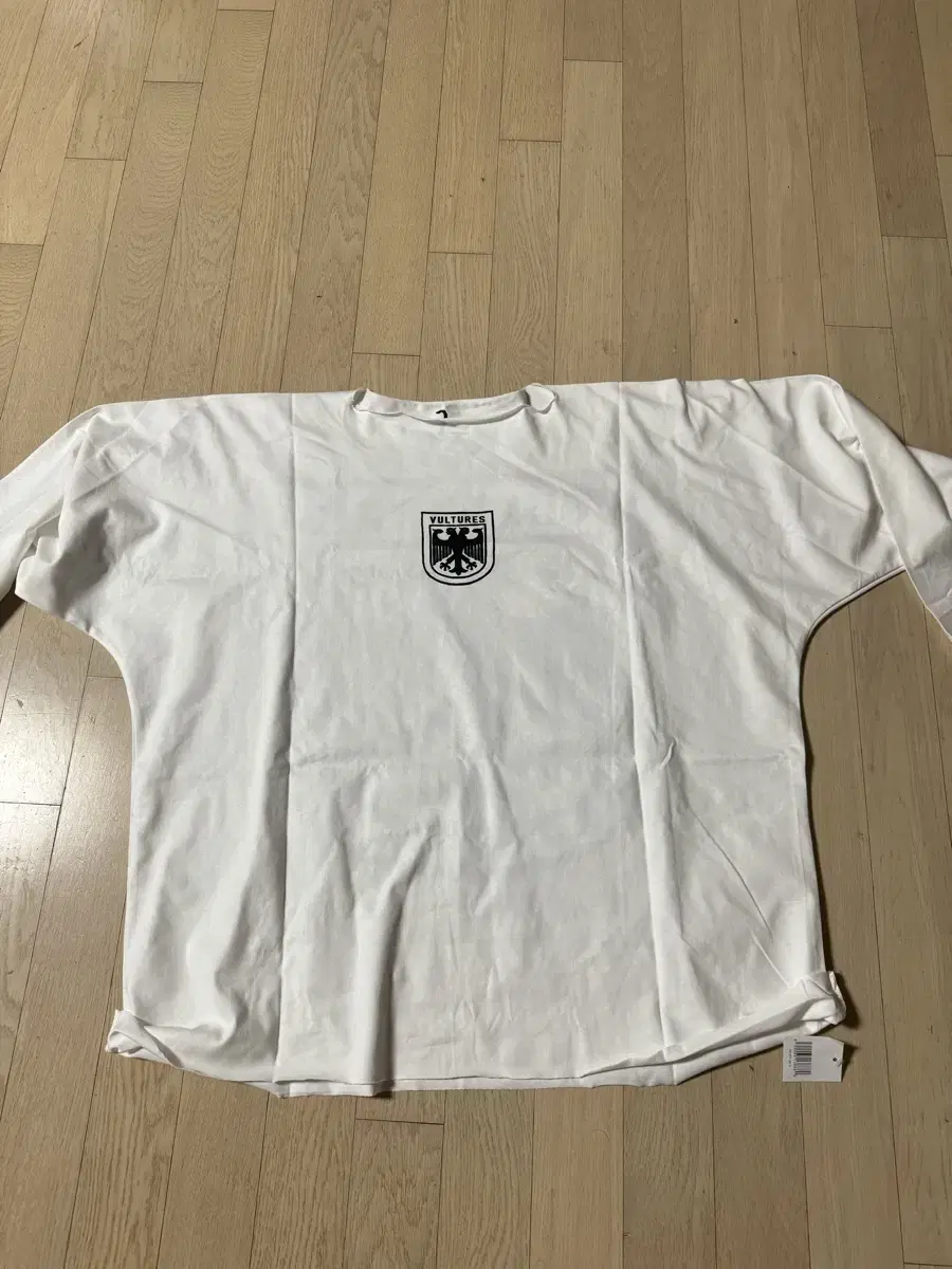 E.JI Vultures Long Sleeve 7