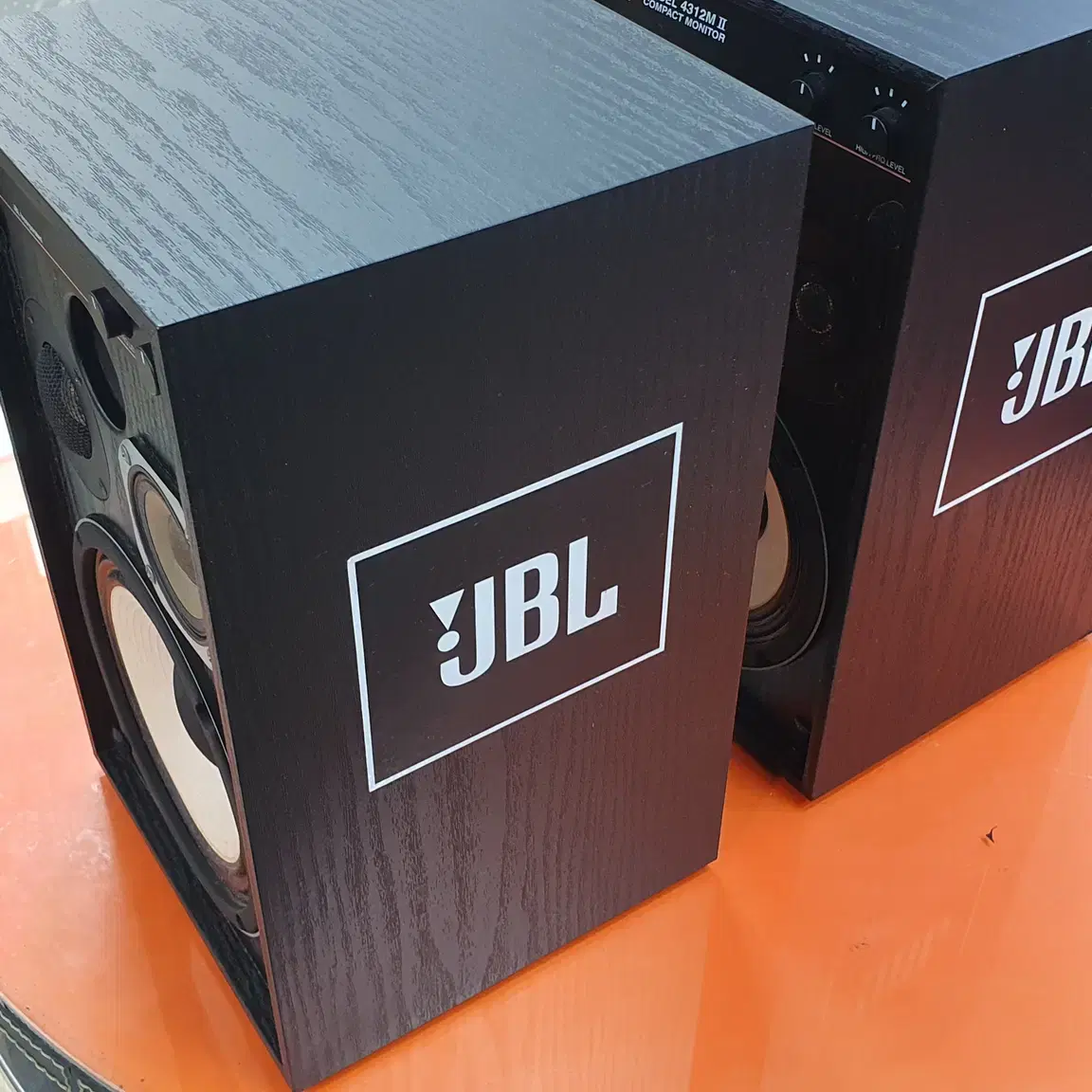 JBL-4312M2 블랙컴팩터스피커/JBL4312M2 컴팩터스피커/98%