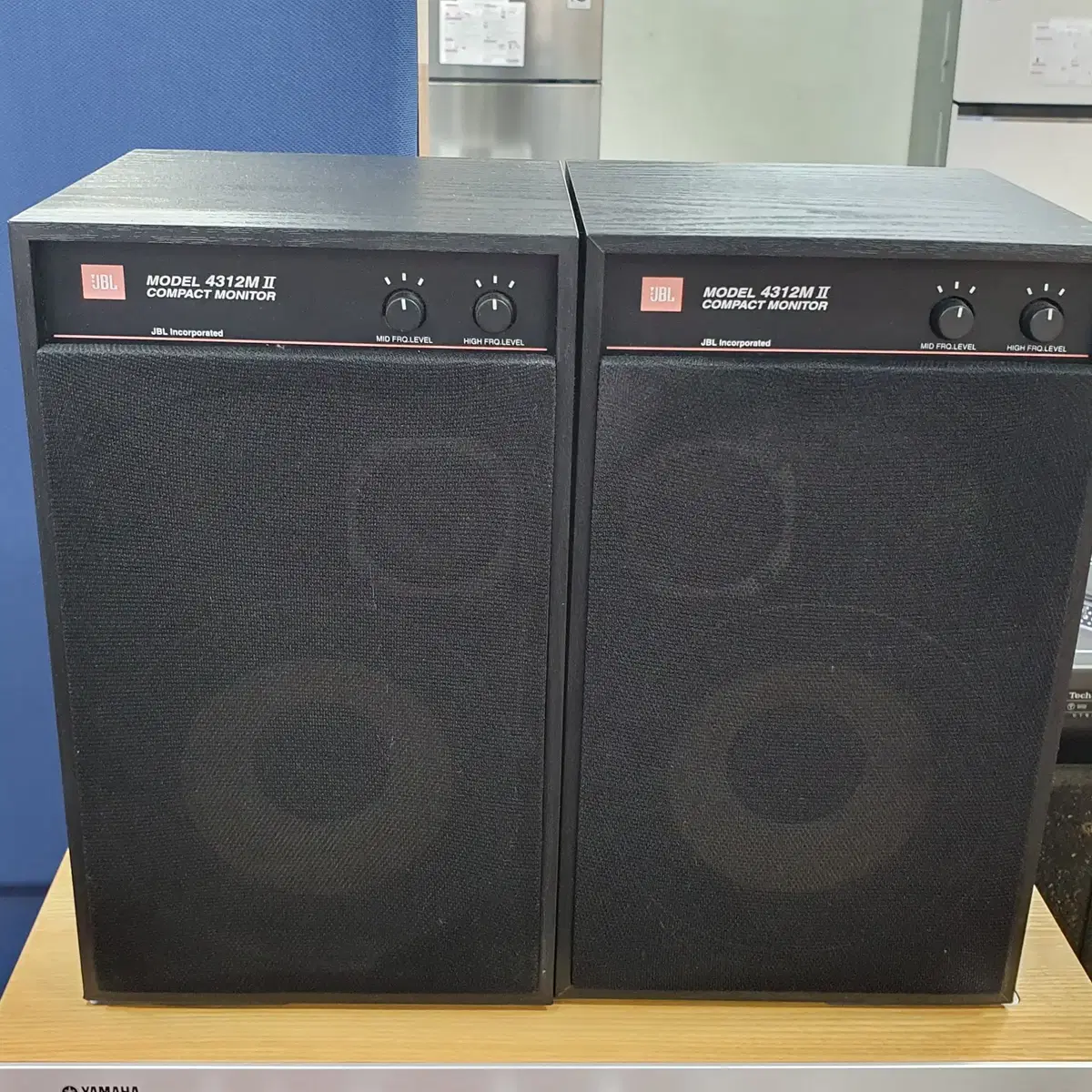 JBL-4312M2 블랙컴팩터스피커/JBL4312M2 컴팩터스피커/98%