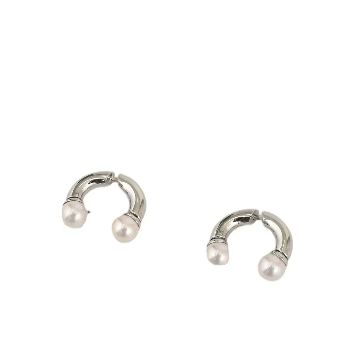 AMBUSH 앰부쉬 PEARL BARBELL EARRINGS / SIL