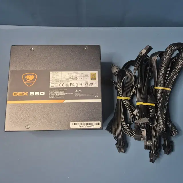 쿠거 GEX 850 850W 풀 모듈 파워 판매합니다.