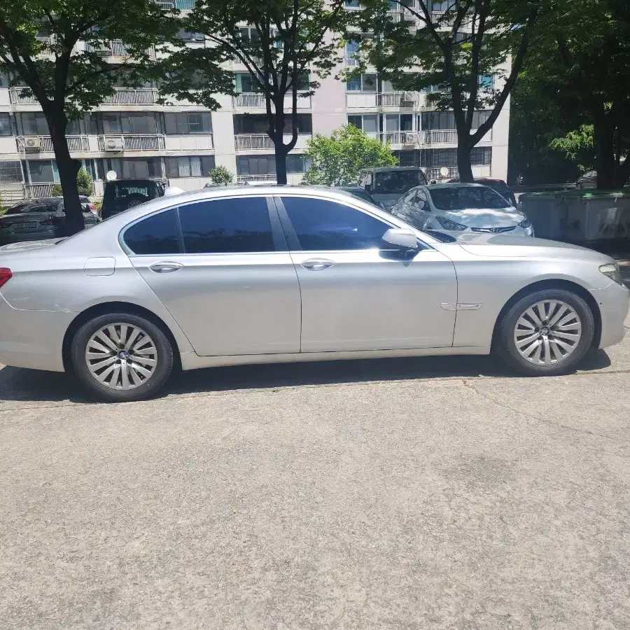 bmw740i FO1