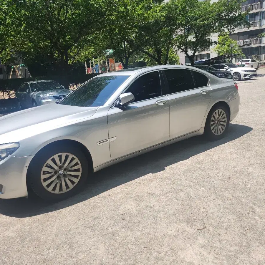 bmw740i FO1