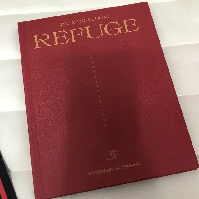 문빈산하 REFUGE 앨범 판매