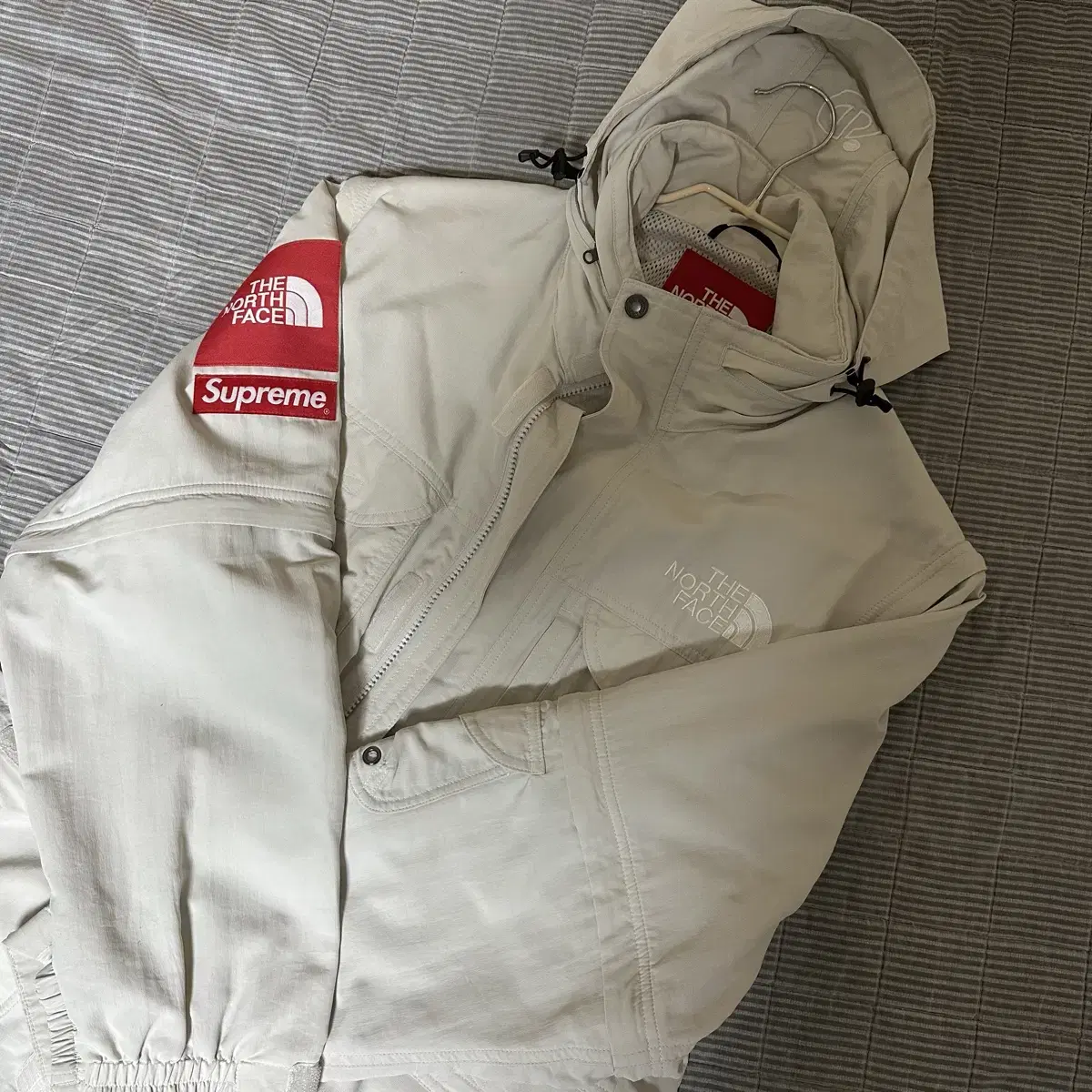 Supreme x The North Face Convertible Jacket L