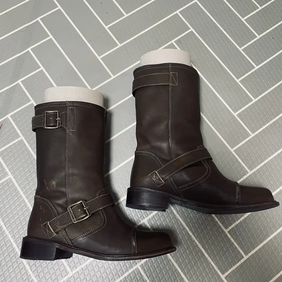 호와스 DUMBLE MID BOOTS (BROWN)230