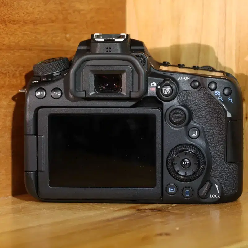 캐논 EOS 90D 카메라