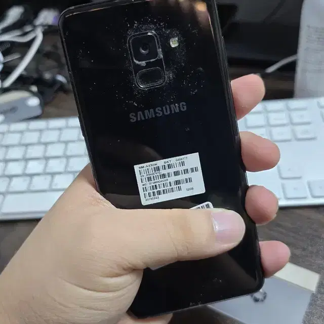 갤럭시a8 32gb 판매합니다