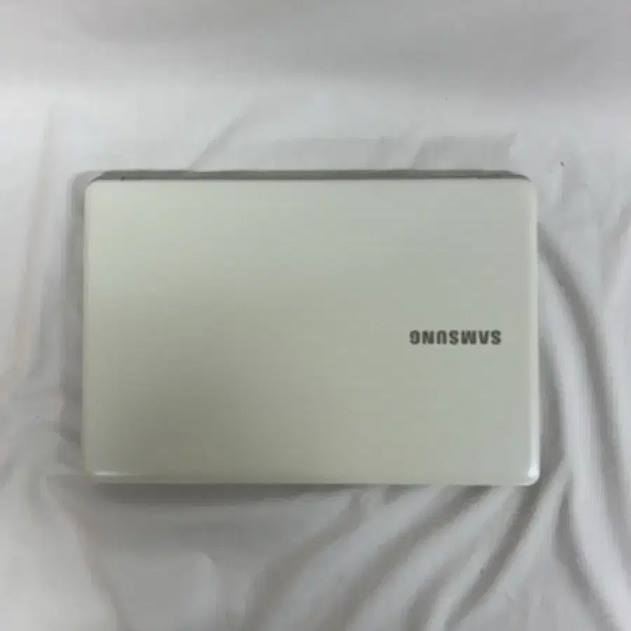 삼성 NT501R4K i5 5세대 SSD 920M 롤 게이밍 중고노트북